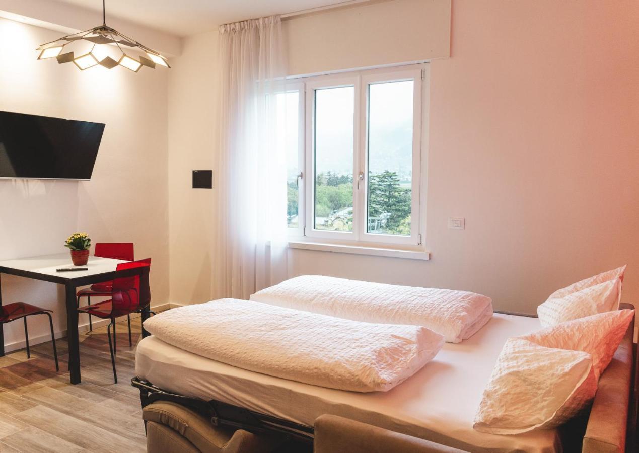 Studio-Appartment - Hotel Lux Meran Zewnętrze zdjęcie