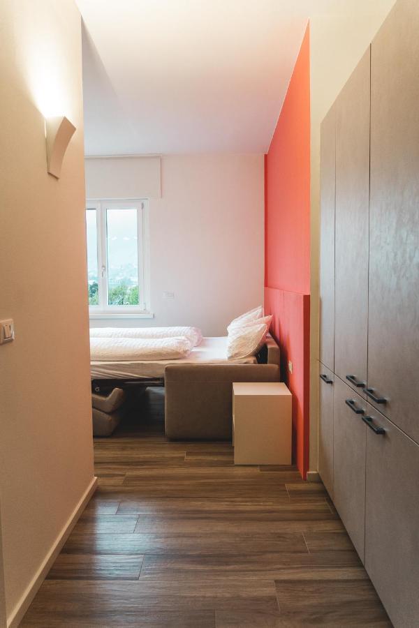 Studio-Appartment - Hotel Lux Meran Zewnętrze zdjęcie